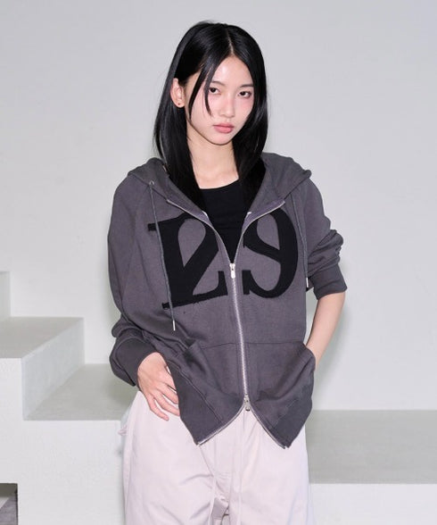 ILLIGO(イリゴ)/ロゴパッチ フルジップパーカー フーディー/129 LOGO PATCH HOODED ZIPUP | AT2251063 | チャコールグレー