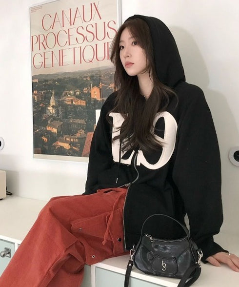 ILLIGO(イリゴ)/ロゴパッチ フルジップパーカー フーディー/129 LOGO PATCH HOODED ZIPUP | AT2251063 | ブラック