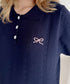 リボン刺繍ポロシャツ | LO2252011 | ネイビー
