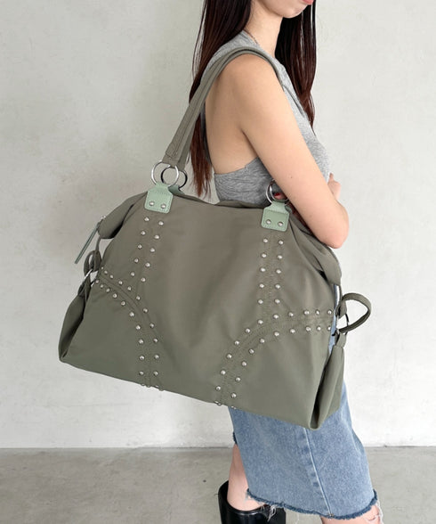 スタッズナイロンボストンバッグ | BA1255024 | カーキ