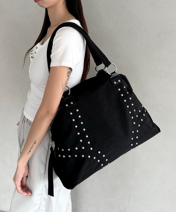 スタッズナイロンボストンバッグ | BA1255024 | ブラック