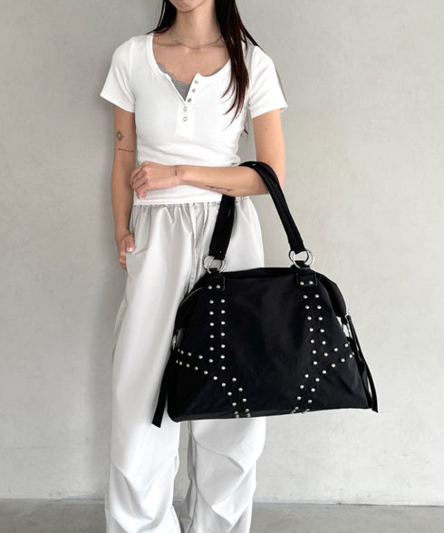 スタッズナイロンボストンバッグ | BA1255024 | ブラック