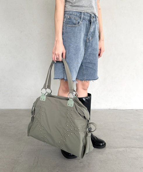 スタッズナイロンボストンバッグ | BA1255024 | カーキ
