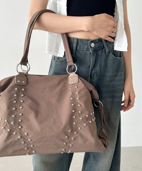 スタッズナイロンボストンバッグ | BA1255024 | ブラウン