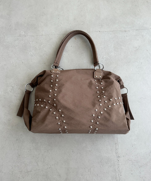 スタッズナイロンボストンバッグ | BA1255024 | ブラウン