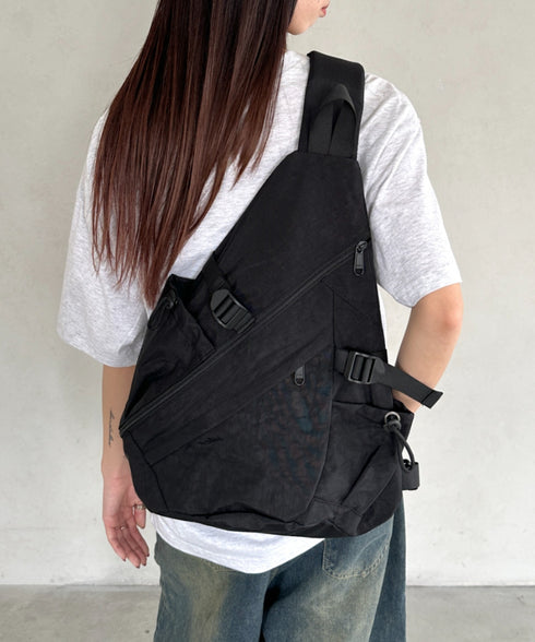 ワンショルダーナイロンボディバッグ | BA1255025 | ブラック