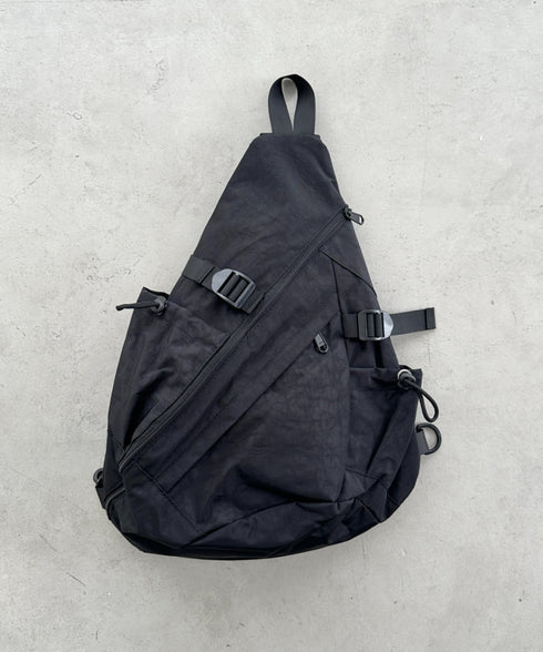 ワンショルダーナイロンボディバッグ | BA1255025 | ブラック