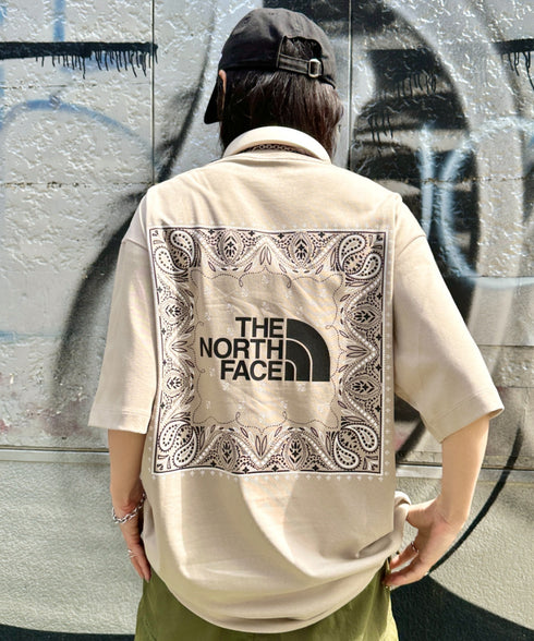 THE NORTH FACE(ザ・ノースフェイス)/ビッグロゴ プリント バンダナ 半袖 Tシャツ/M'S BANDANA S/S R/TEE | IM2251068 | ベージュ