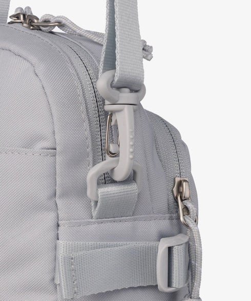 THE NORTH FACE(ザ・ノースフェイス)/ワンポイント ロゴ刺繍 ショルダー クロス ミニバッグ/STANDARD CROSS BAG S | IM1251066 | ライトグレー