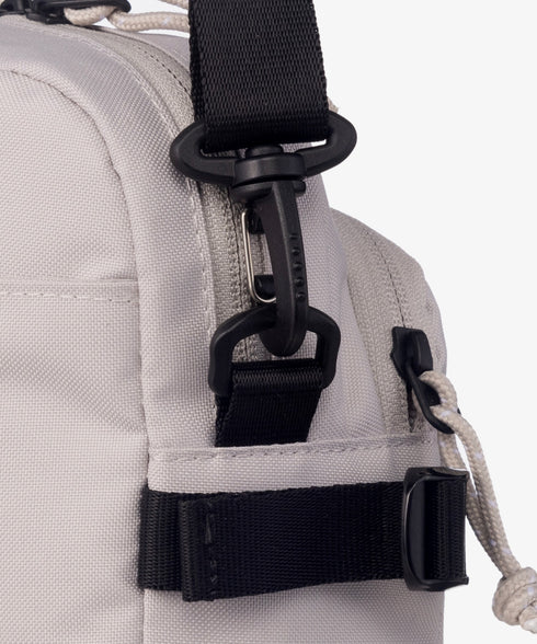 THE NORTH FACE(ザ・ノースフェイス)/ワンポイント ロゴ刺繍 ショルダー クロス ミニバッグ/STANDARD CROSS BAG S | IM1251066 | ホワイト