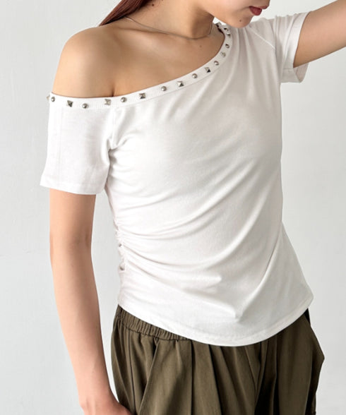 ワンショルダースタッズギャザートップス | BA2252009 | ホワイト