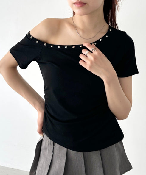 ワンショルダースタッズギャザートップス | BA2252009 | ブラック