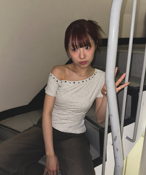 ワンショルダースタッズギャザートップス | BA2252009 | グレー