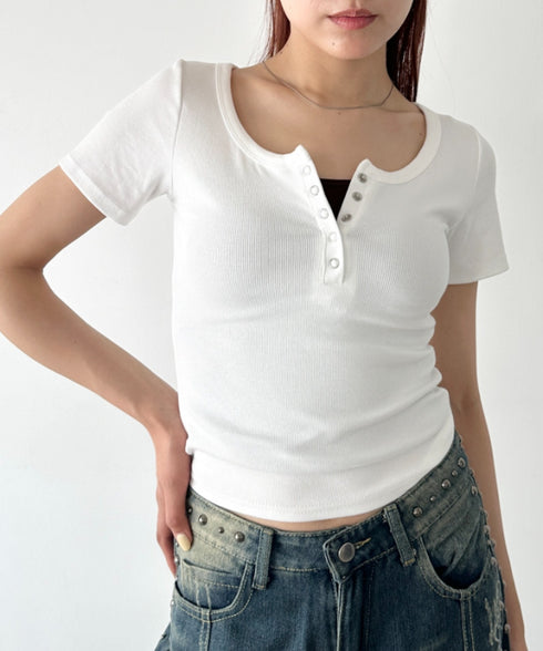 スナップボタンヘンリーネックコンパクトトップス | BA2252011 | ホワイト