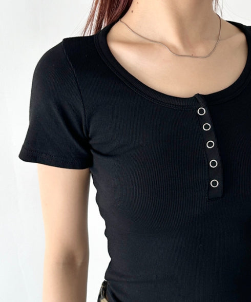 スナップボタンヘンリーネックコンパクトトップス | BA2252011 | ブラック