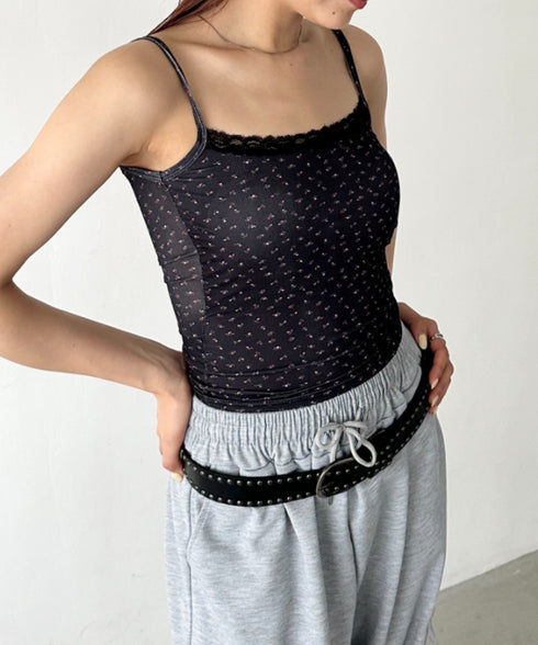 カップ付き小花柄レースキャミソール | BA2255032 | ブラック