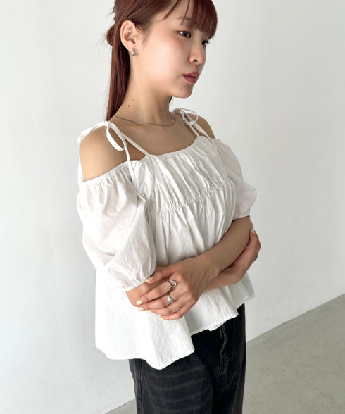 肩リボンギャザーオフショルブラウス | BA2252015 | ホワイト