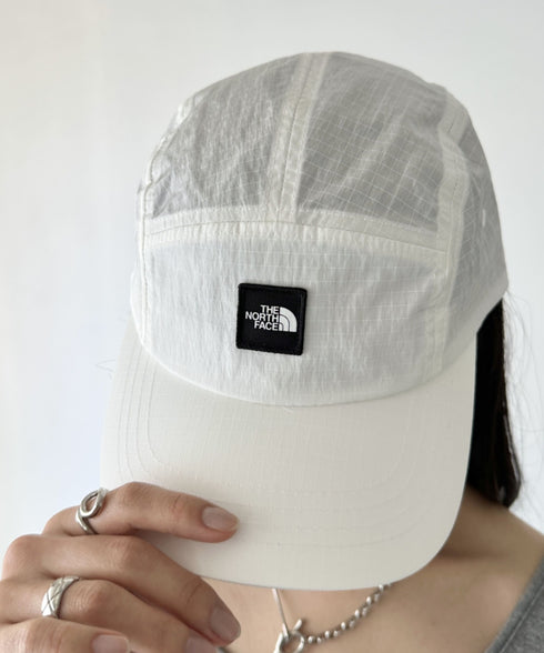 THE NORTH FACE(ザ・ノースフェイス)/軽量 ワンポイントロゴ キャップ 帽子/WL CAMP CAP | IM5251070 | ホワイト