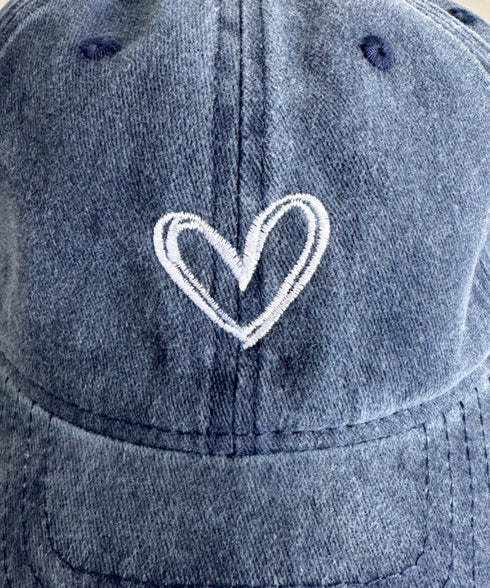 ハート刺繍ピグメントキャップ | CL5255033 | ブルー