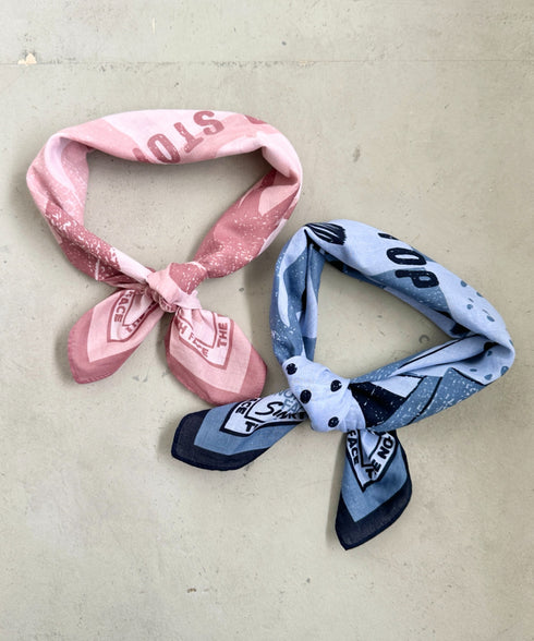 THE NORTH FACE(ザ・ノースフェイス)/コットン プリント バンダナ スカーフ/BANDANA_PINE CONE | IM6251073 | ネイビー