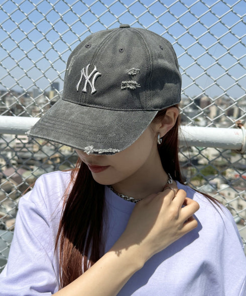 MLB KOREA(エムエルビーコリア)/ダメージ ウォッシング ロゴ刺繍 ベースボール キャップ 帽子/damage washing unstructured ball-cap | AT5252016 | ダークグレー