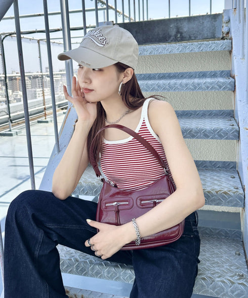 MLB KOREA(エムエルビーコリア)/ヴィンテージ ダメージ ロゴ刺繍 ベースボール キャップ 帽子/varsity vintage unstructured ball-cap | AT5252017 | ベージュ