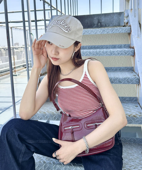 MLB KOREA(エムエルビーコリア)/ヴィンテージ ダメージ ロゴ刺繍 ベースボール キャップ 帽子/varsity vintage unstructured ball-cap | AT5252017 | ベージュ