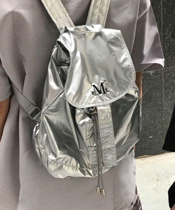 MUCENT(ムセント)/軽量 ミニ シャイニー ドローストリング ナップザック リュック バックパック/GLOSSY MINI BACKPACK | AT1252019 | シルバー