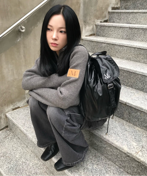 MUCENT(ムセント)/軽量 ミニ シャイニー ドローストリング ナップザック リュック バックパック/GLOSSY MINI BACKPACK | AT1252019 | ブラック