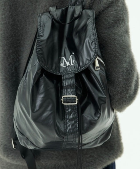 MUCENT(ムセント)/軽量 ミニ シャイニー ドローストリング ナップザック リュック バックパック/GLOSSY MINI BACKPACK | AT1252019 | ブラック