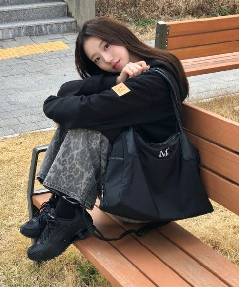 MUCENT(ムセント)/3WAY 大容量 ショルダーバッグ トートバッグ クロスバッグ/SIGNATURE LOGO TOTE BAG | AT1252020 | ブラック