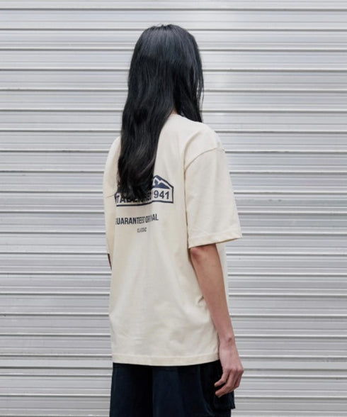 JEEP(ジープ)/グラフィック バックロゴ ロゴ刺繍 半袖 Tシャツ/M-Logo graphic t-shirt | AT2252021 | アイボリー