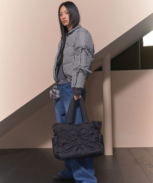FANCY CLUB(ファンシークラブ)/パデッド パファー バタフライ キルティング ショルダー トートバッグ 軽量/CUDDLE PADDED SHOULDER BAG | AT1252029 | ブラック