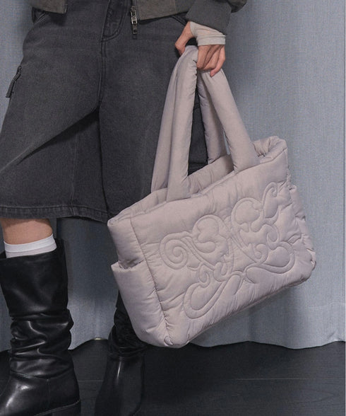 FANCY CLUB(ファンシークラブ)/パデッド パファー バタフライ キルティング ショルダー トートバッグ 軽量/CUDDLE PADDED SHOULDER BAG | AT1252029 | グレー