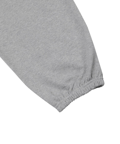 MUCENT(ムセント)/ユニセックス ワイド ルーズ ロゴ ジョガー スウェットパンツ/LASH METAL LOGO JOGGER SWEAT WIDE PANTS UNISEX | AT2252030 | グレー