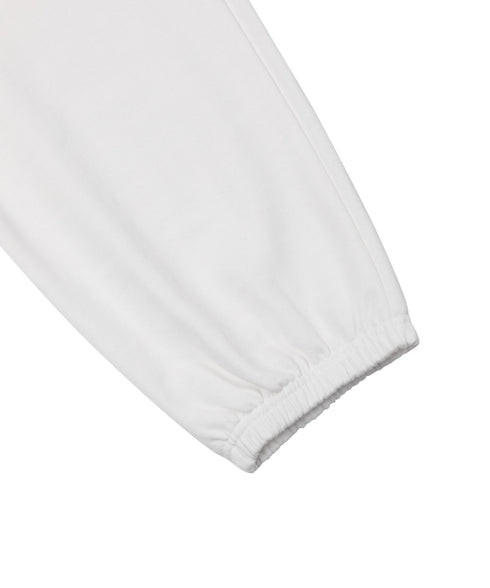 MUCENT(ムセント)/ユニセックス ワイド ルーズ ロゴ ジョガー スウェットパンツ/LASH METAL LOGO JOGGER SWEAT WIDE PANTS UNISEX | AT2252030 | アイボリー