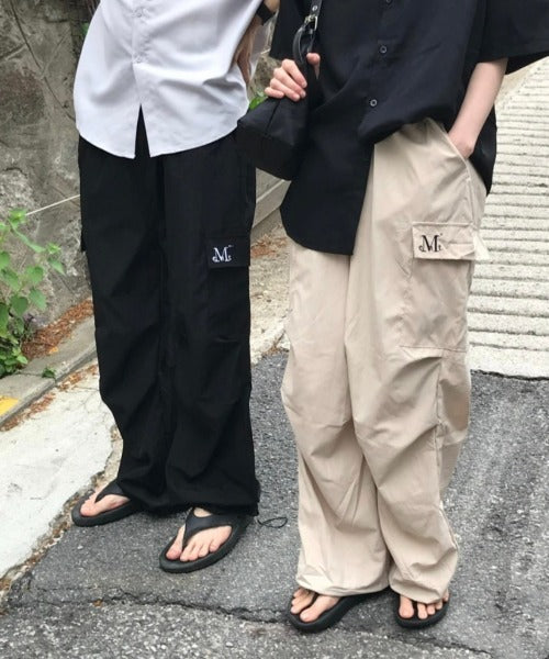 MUCENT(ムセント)/ワイド ルーズ イージー カーゴパンツ/GROSS NYLON PARACHUTE CARGO PANTS | AT2252031 | ベージュ