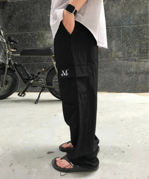 MUCENT(ムセント)/ワイド ルーズ イージー カーゴパンツ/GROSS NYLON PARACHUTE CARGO PANTS | AT2252031 | ブラック