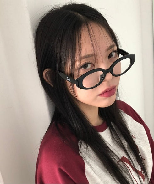 MUCENT(ムセント)/オーバル型 ウェリントン型 クリアレンズ ロゴ 伊達メガネ ユニセックス/SIGNATURE LOGO POINT GLASSES UNISEX | AT6252032 | その他1