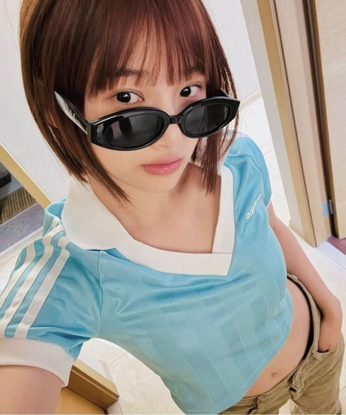 MUCENT(ムセント)/UVカット オーバル型 ウェリントン型 ロゴ サングラス ユニセックス/SIGNATURE LOGO POINT SUNGLASSES UNISEX | AT6252033 | その他1