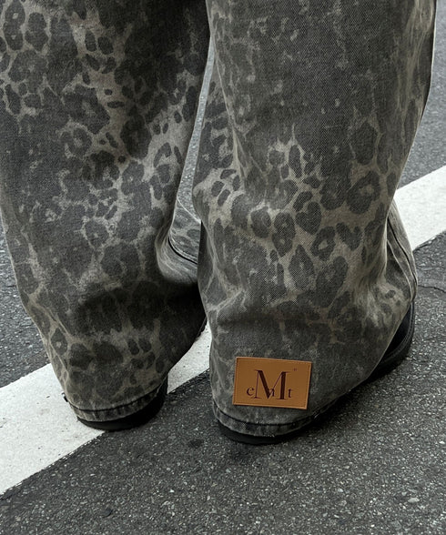MUCENT(ムセント)/スナップボタン レオパード ワイド デニム パンツ/DITT SNAP BUTTON LEOPARD WIDE PANTS | AT2252034 | レオパード
