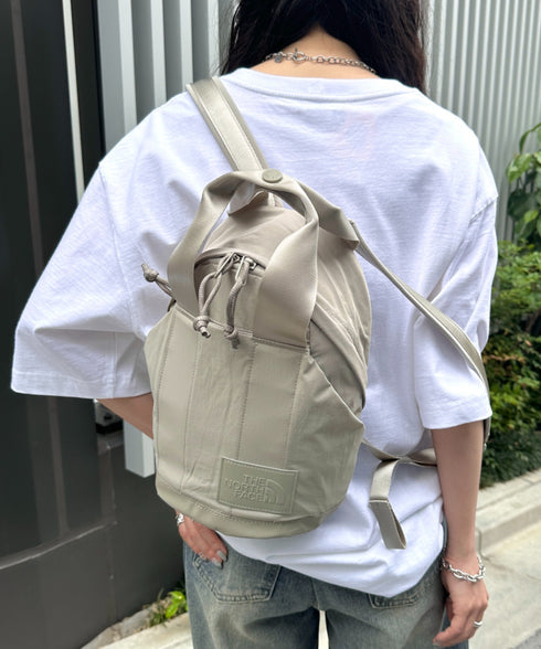 THE NORTH FACE(ザ・ノースフェイス)/軽量 リュックサック バックパック ミニ 小さめ コンパクト/W NEVER STOP MINI BACKPACK | IM1252035 | グレイッシュベージュ