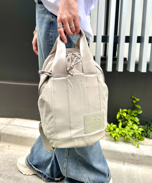 THE NORTH FACE(ザ・ノースフェイス)/軽量 リュックサック バックパック ミニ 小さめ コンパクト/W NEVER STOP MINI BACKPACK | IM1252035 | グレイッシュベージュ