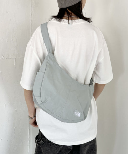 THE NORTH FACE(ザ・ノースフェイス)/軽量 ショルダー ホーボー クロスバッグ/URBAN CROSS BAG M | IM1252038 | ライトグレー