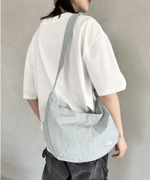 THE NORTH FACE(ザ・ノースフェイス)/軽量 ショルダー ホーボー クロスバッグ/URBAN CROSS BAG M | IM1252038 | ライトグレー