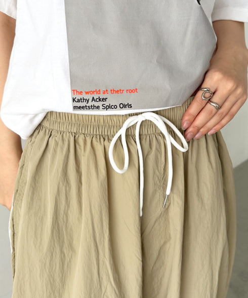 サイドラインナイロントラックパンツ | CL2255045 | ベージュ