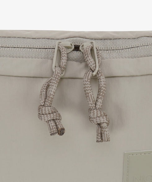 THE NORTH FACE(ザ・ノースフェイス)/ショルダーバッグ クロス ボディバッグ 斜めがけ/W NEVER STOP CROSSBODY | IM1252044 | グレイッシュベージュ