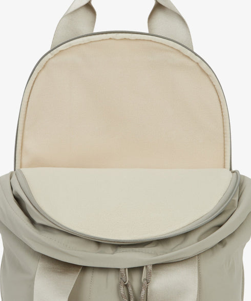 THE NORTH FACE(ザ・ノースフェイス)/A4サイズ収納可能 バックパック リュック デイパック/W NEVER STOP DAYPACK | IM1252046 | グレイッシュベージュ