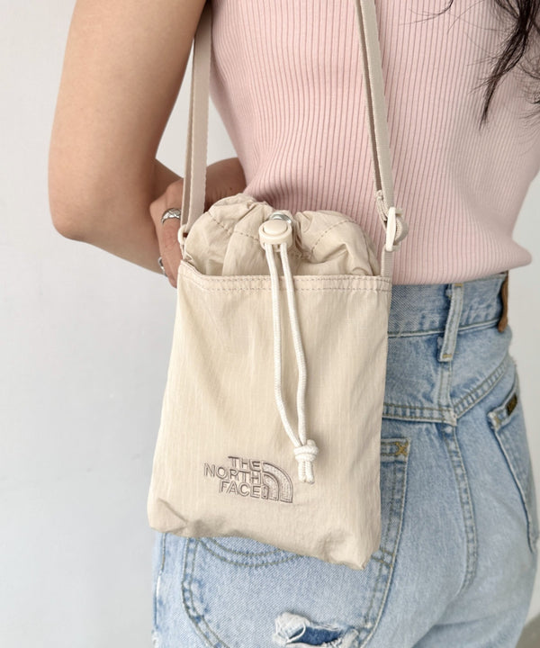 THE NORTH FACE(ザ・ノースフェイス)/ミニショルダー クロスバッグ スマホショルダー ポーチ/SIMPLE STRING BAG MINI | IM1252058 | クリーム