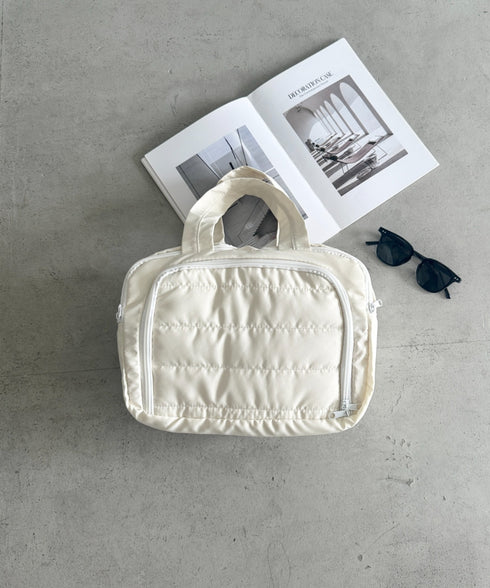 大容量トラベルポーチ 仕切りメイクポーチ マザーオムツポーチ | MD6255072 | オフホワイト